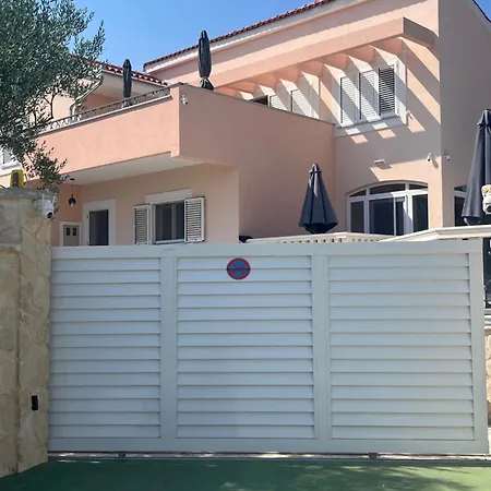 Sunny Life * Mala Cista